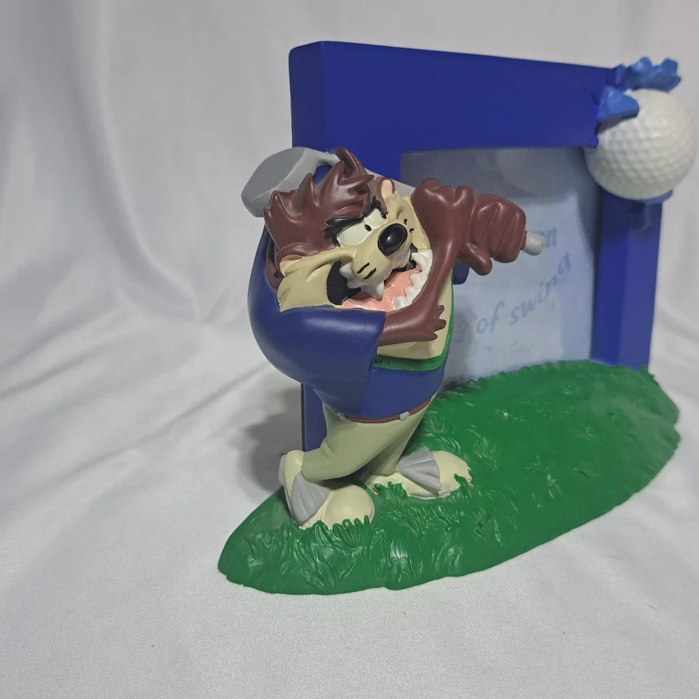VTG 1998 Warner Bros Tazmanian Devil Golf Picture Frame 3.5
